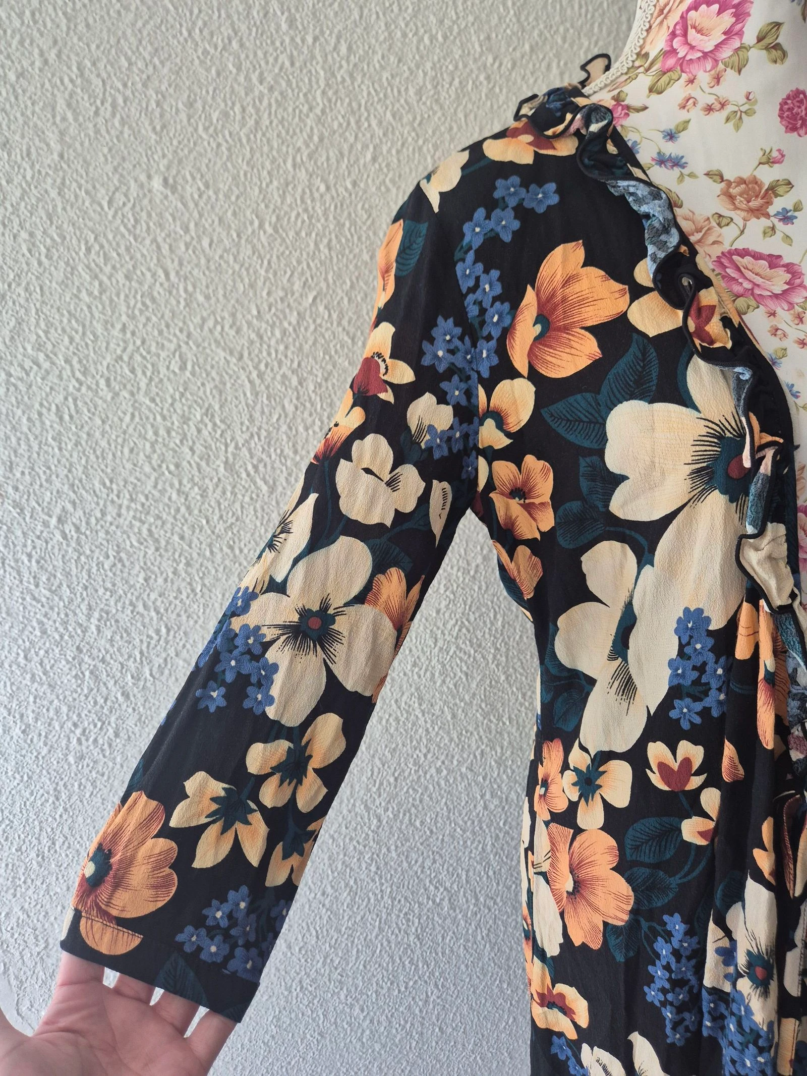 Kimono longo King Louie floral preto azul bege tamanho 40 boho chic viscose – photo 2
